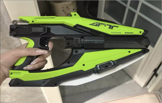 Rapid-Fire Electric Water Cannon Toy